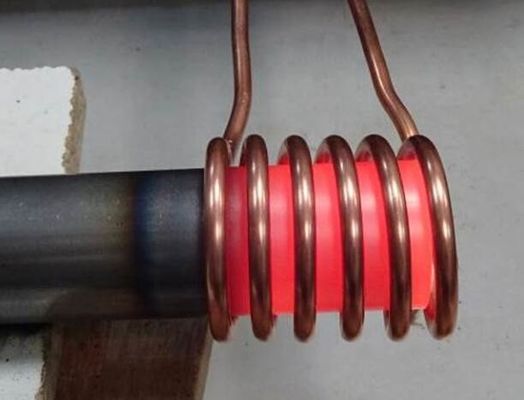50KW Superaudioの金属の鍛造材のための電気忍耐の誘導加熱機械