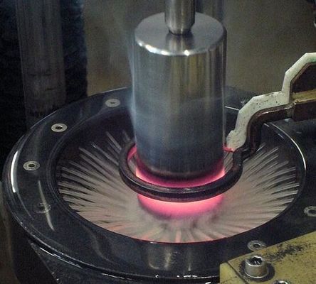 金属部分の鎖の管の管の高周波焼入れ装置の暖房の癒やすこと