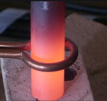 160KW鍛造材のための高周波鋼鉄丸棒の誘導加熱機械